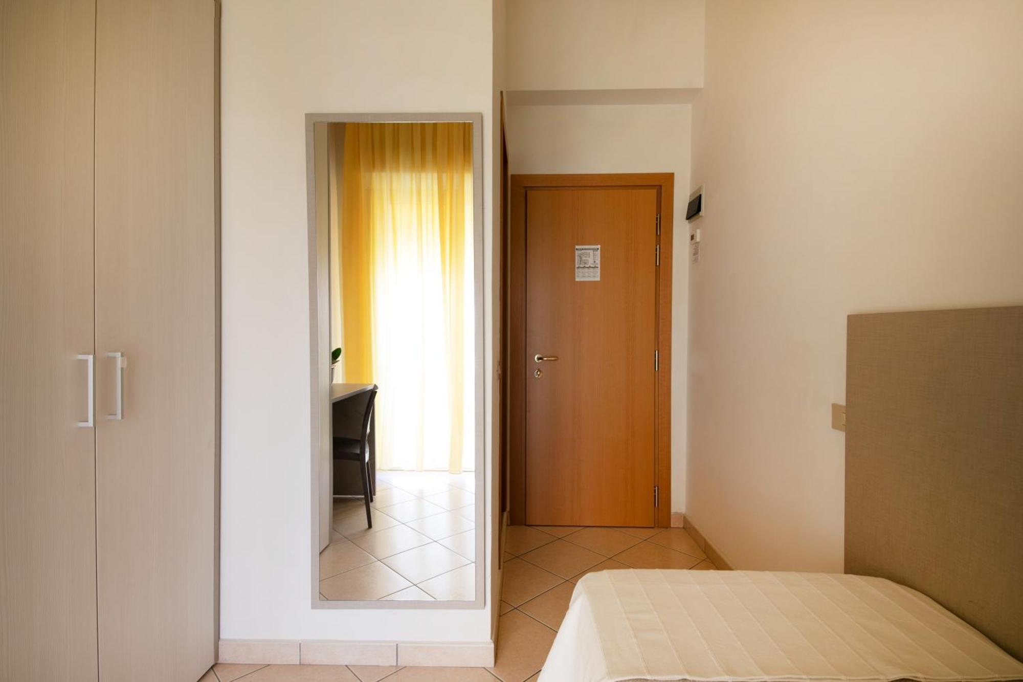 Savoia Hotel Misano Adriatico Exterior photo